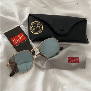 Reflective Ray Bans perfect condition